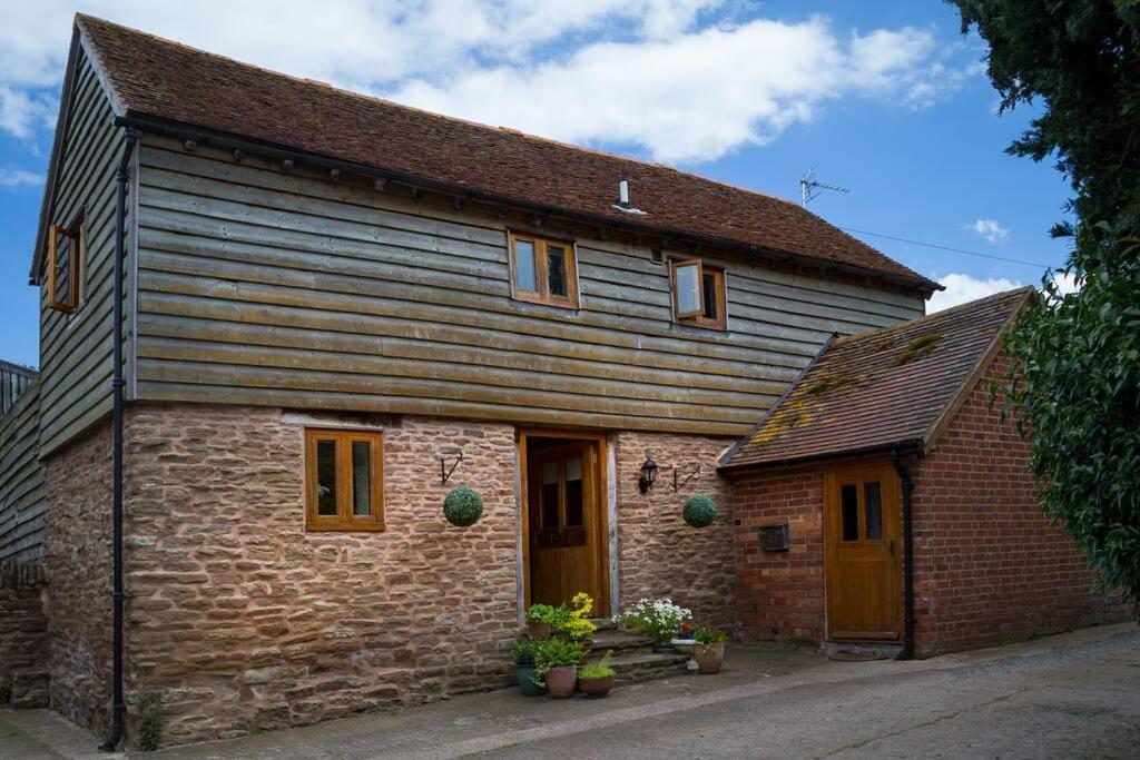 Coach House - Detached Cottage Within 135 Acres 布罗姆亚德 外观 照片
